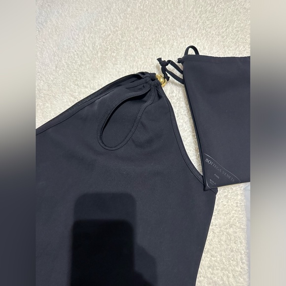 BOTTEGA VENETA
Asymmetrical swimsuit - Picture 6 of 12